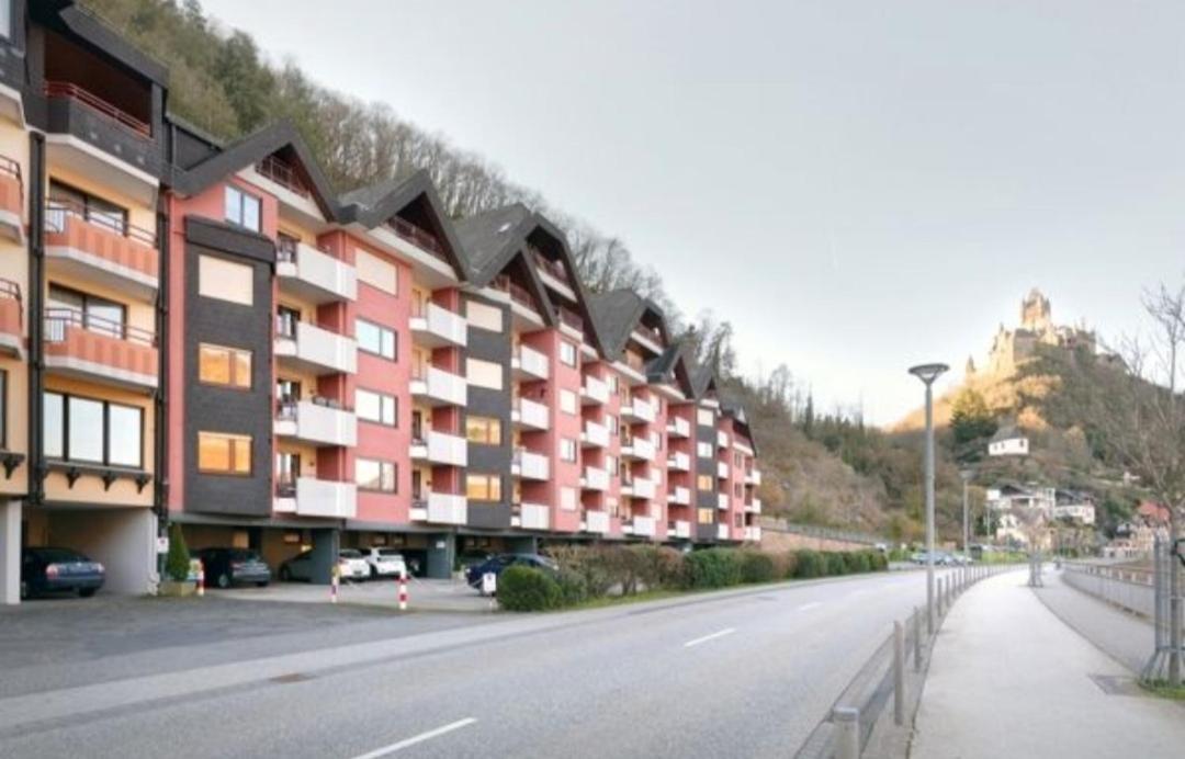 Panorama Oase Ferienwohnung Mit Blick Auf Mosel Und Reichsburg Cochem Ngoại thất bức ảnh